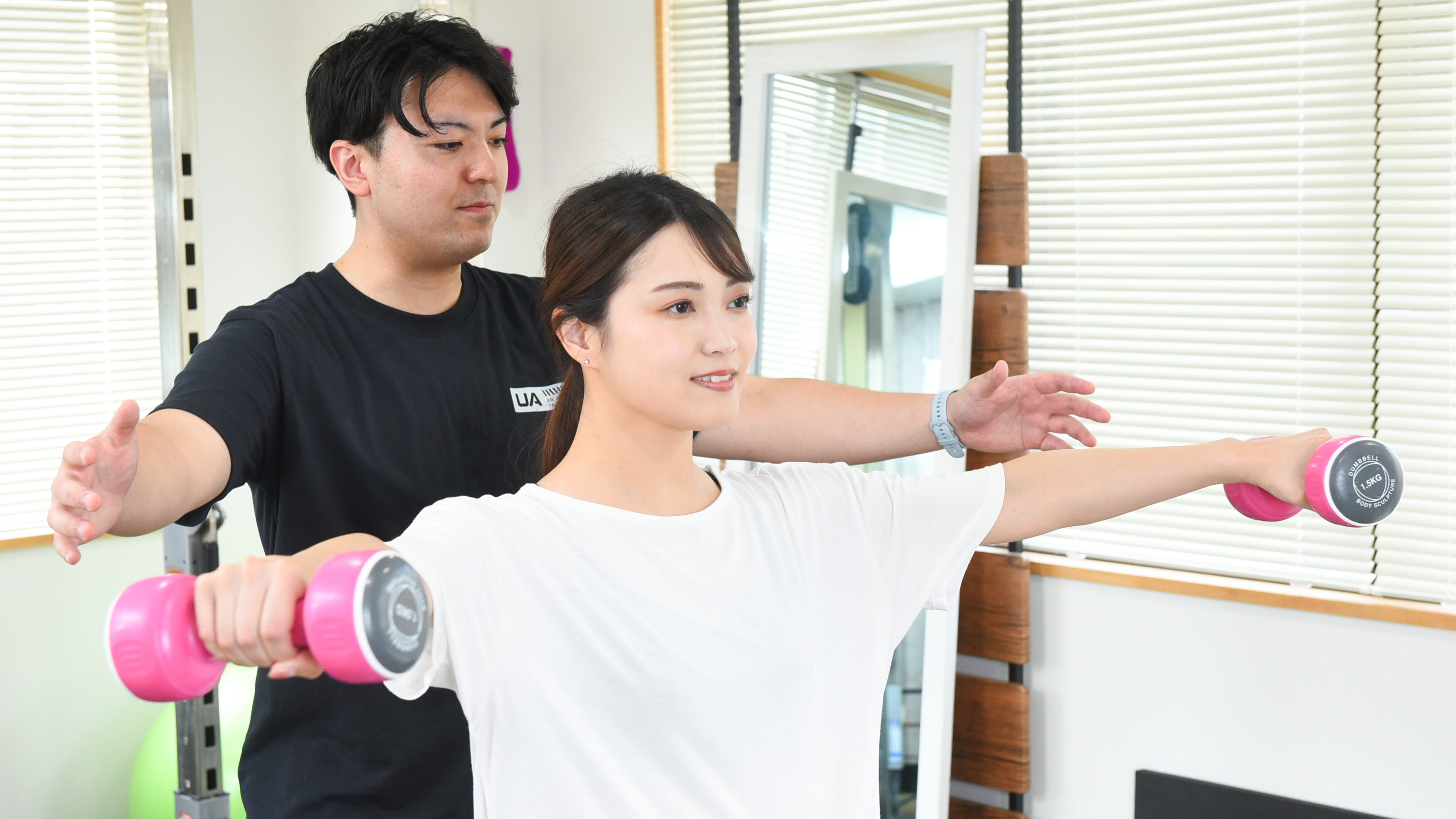 “整体×パーソナルトレーニング”女性専門整体付きパーソナルジムAOAO